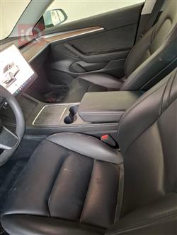 تسلا موديل 3